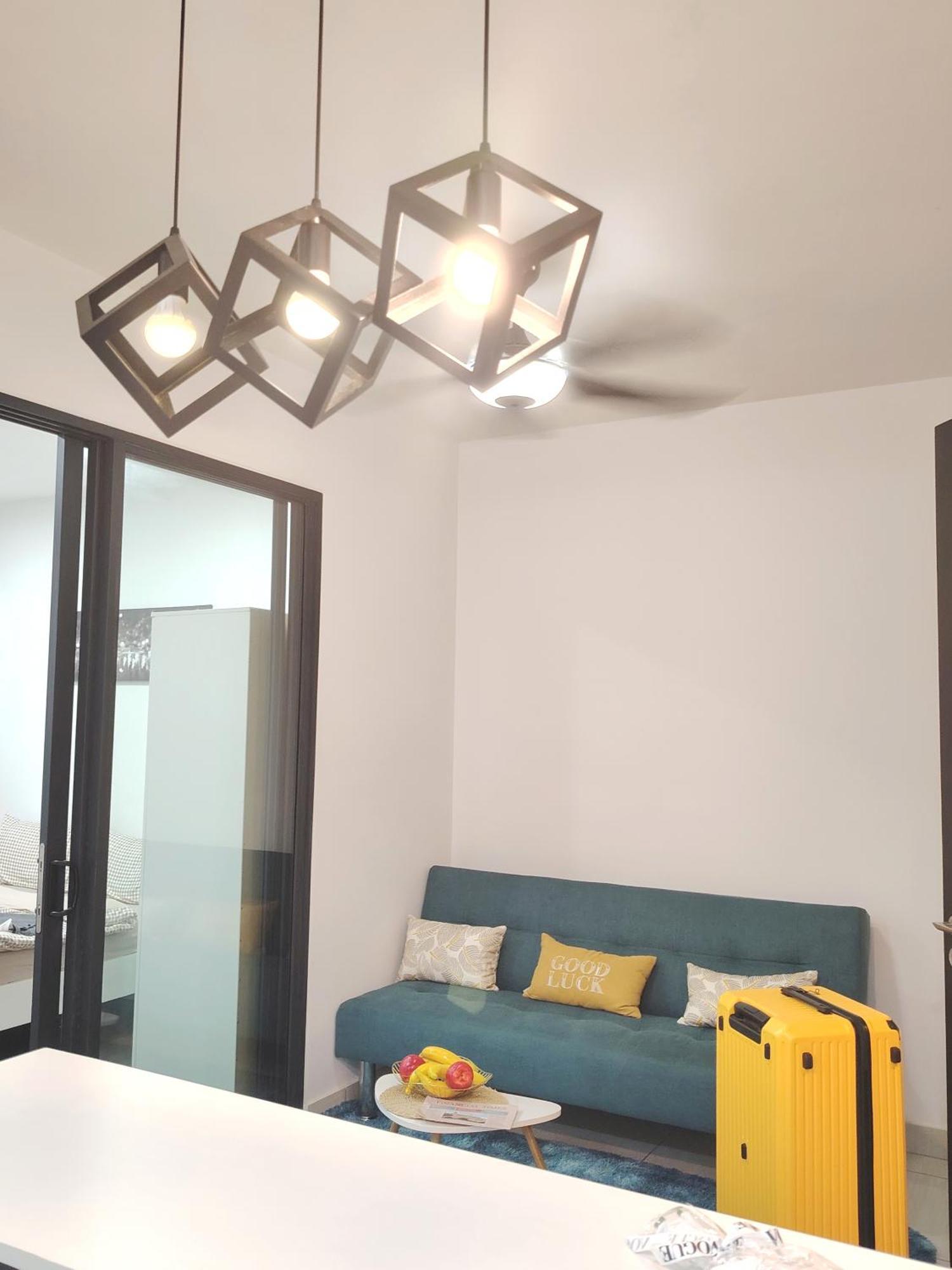 Almas Suites Poolview Netflix 100Mbps Bystay Nusajaya  Exteriör bild