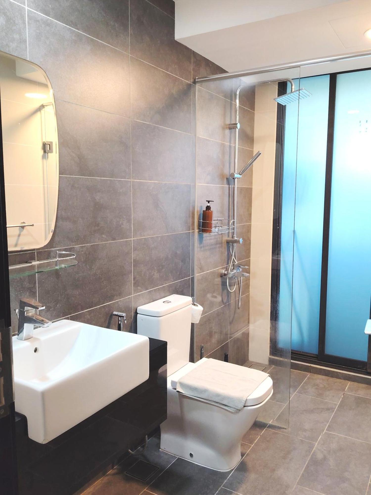 Almas Suites Poolview Netflix 100Mbps Bystay Nusajaya  Exteriör bild